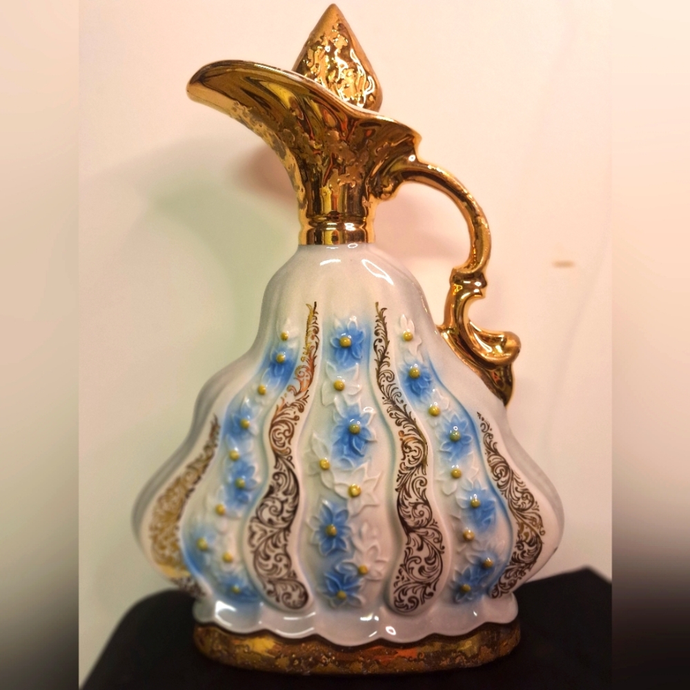 James B Bean Distillery Liquor Bottle 1970 Grey/Blue/Gold